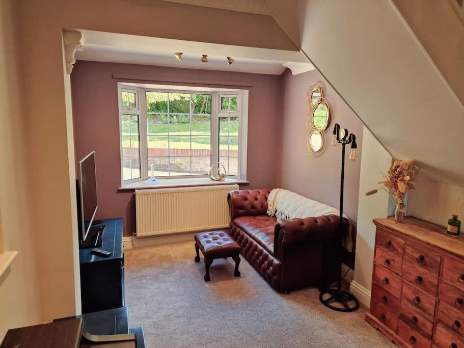 Large 4 Bedroom House On The River Wensum Sleeps 13 Норвіч Екстер'єр фото