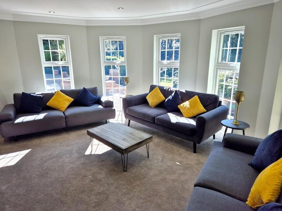 Large 4 Bedroom House On The River Wensum Sleeps 13 Норвіч Екстер'єр фото