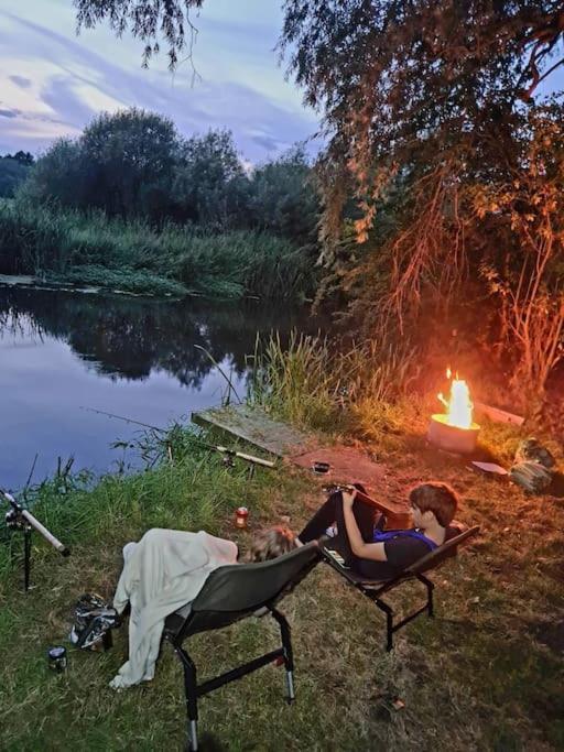 Large 4 Bedroom House On The River Wensum Sleeps 13 Норвіч Екстер'єр фото